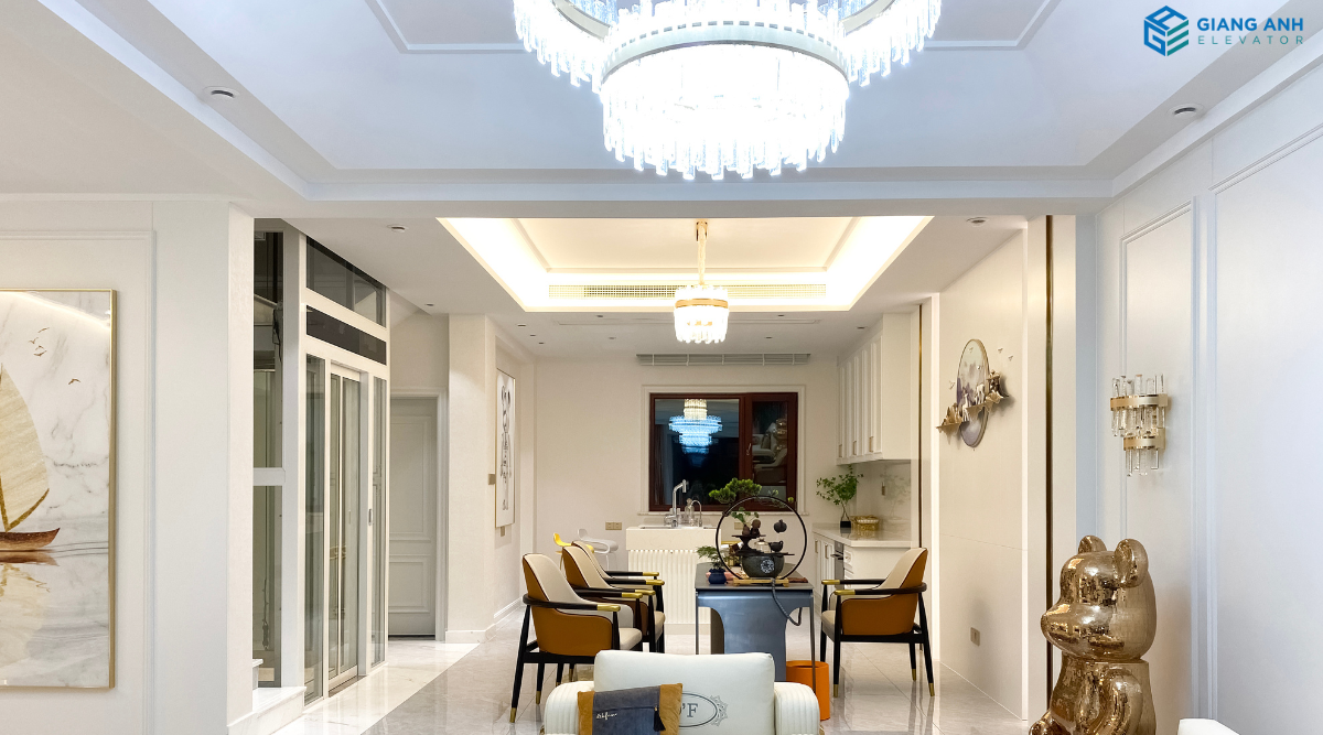 Thang máy khung nhôm kết hợp với kính sang trọng